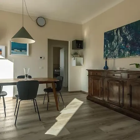 Apartment Elegante E Panoramico Bilocale La Libellula *