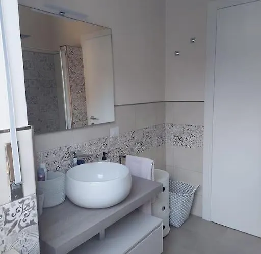 Elegante E Panoramico Bilocale La Libellula