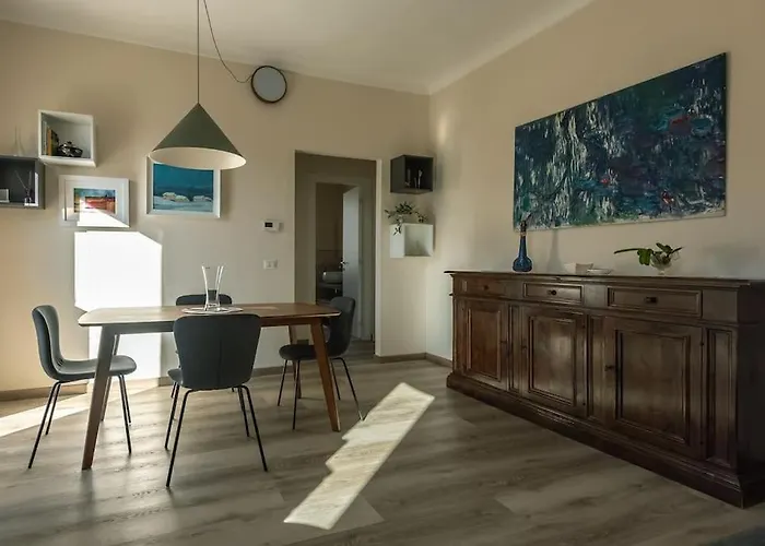 아파트 Elegante E Panoramico Bilocale La Libellula *