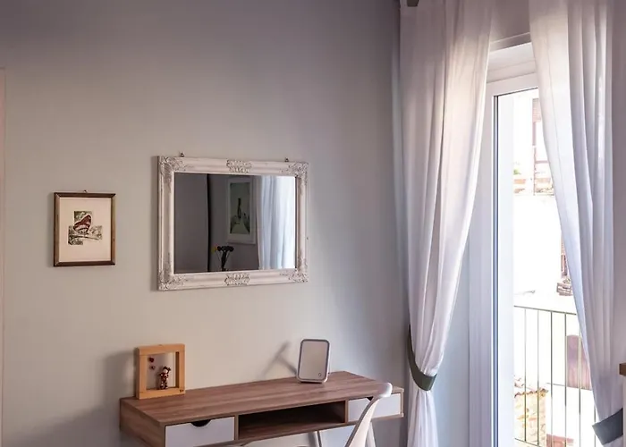 Elegante E Panoramico Bilocale La Libellula Apartament *